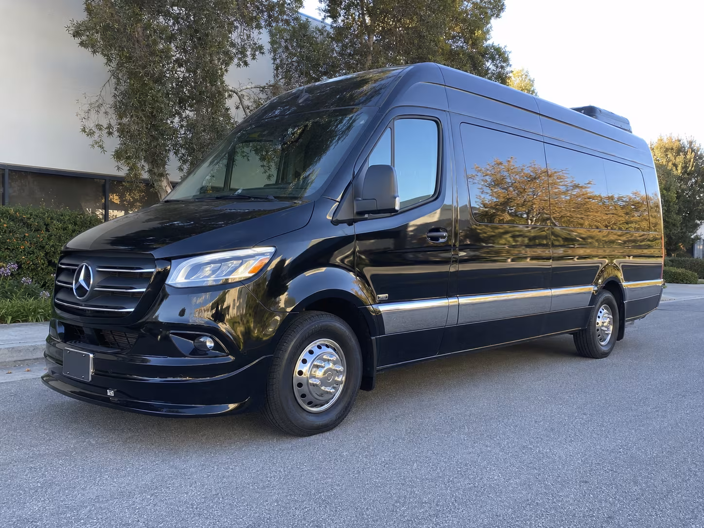 arrange transportation for your next airport transfer 2