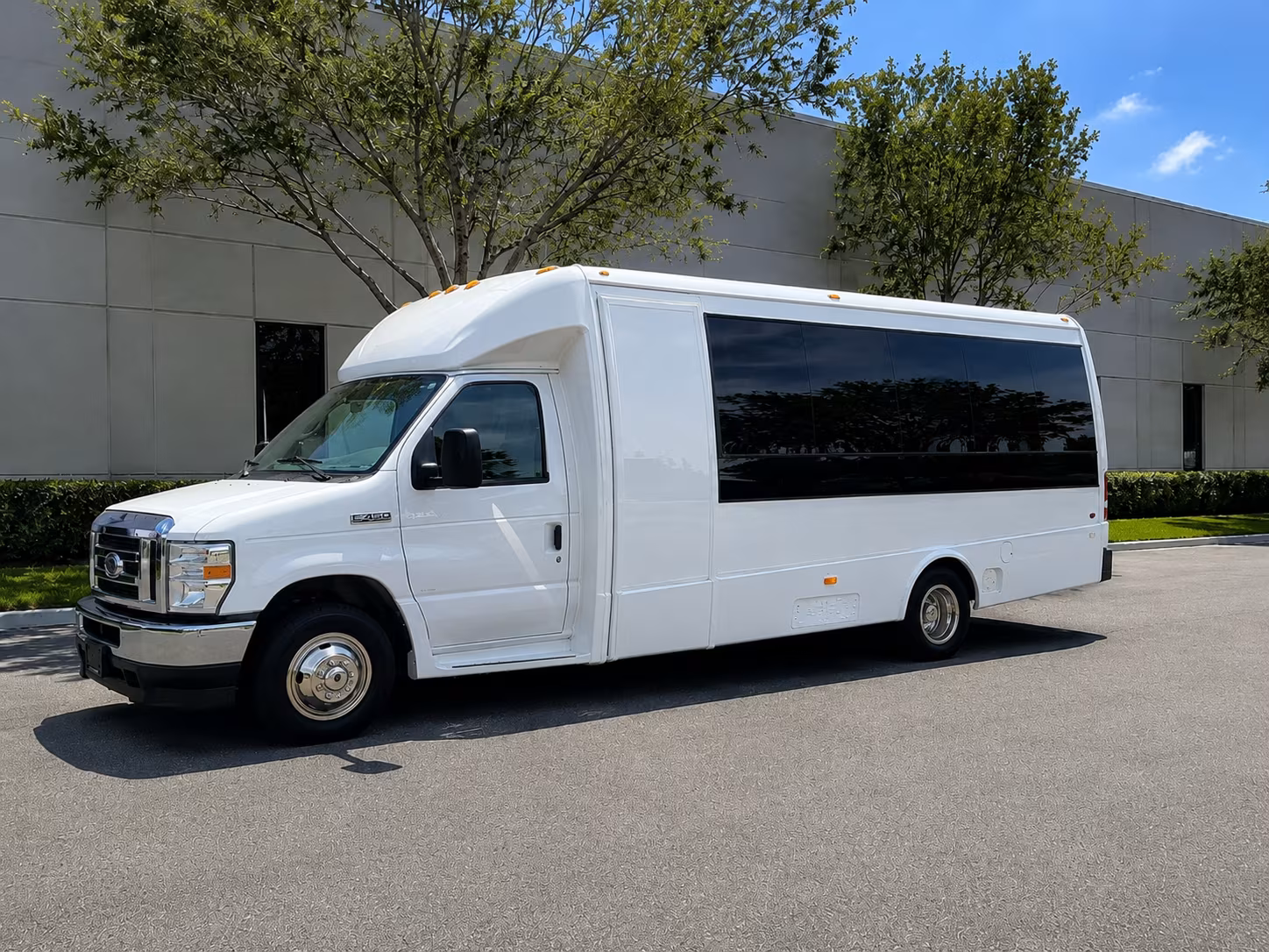 arrange transportation for your next convention or trade show 2