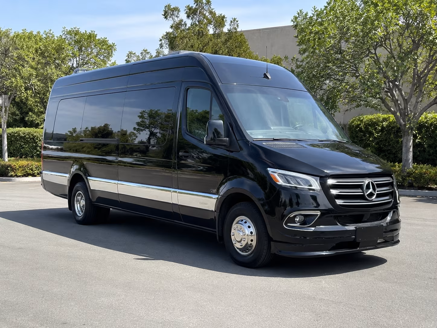 arrange transportation for your next wedding 1