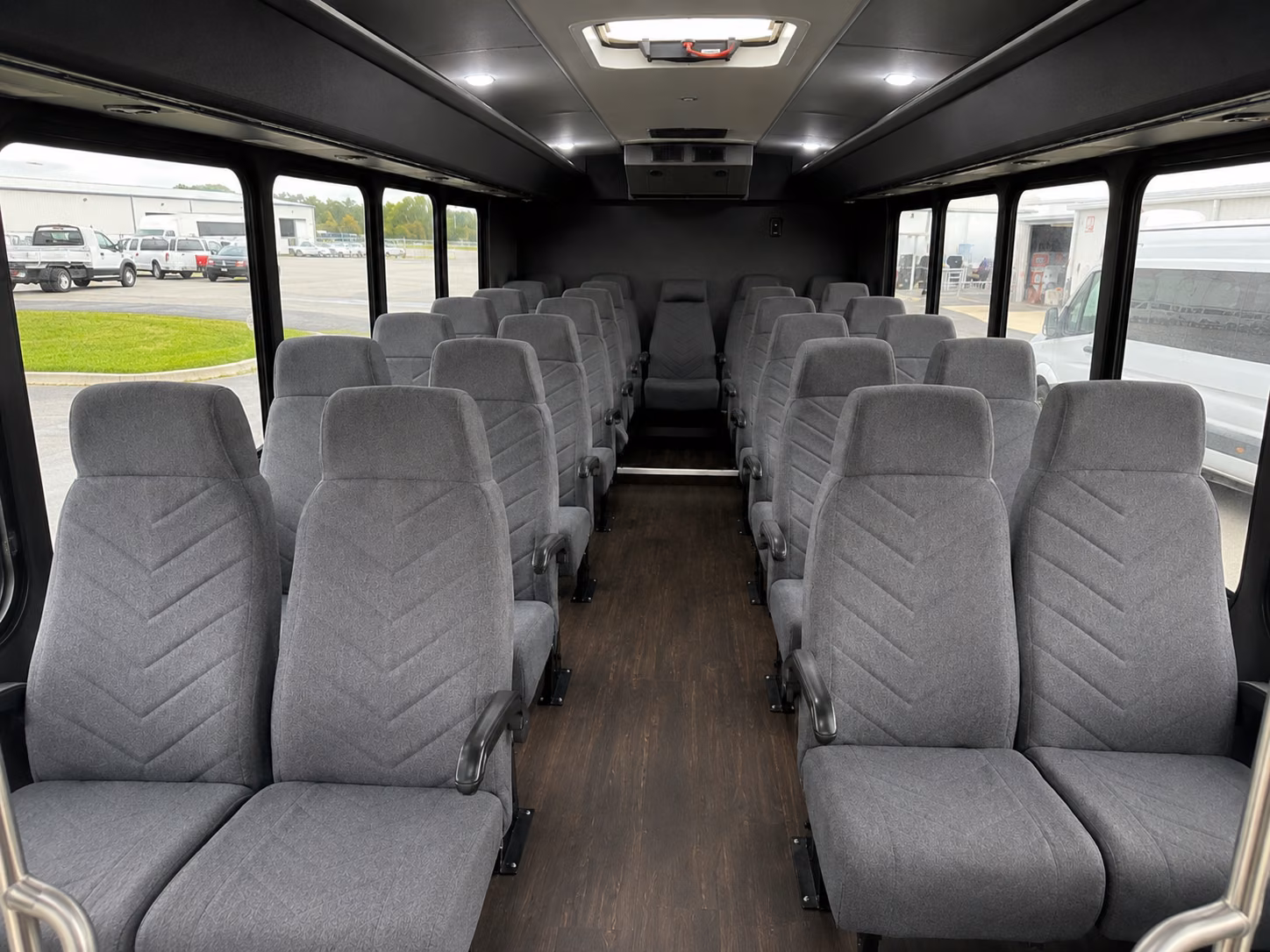 arrange transportation for your next wedding 4