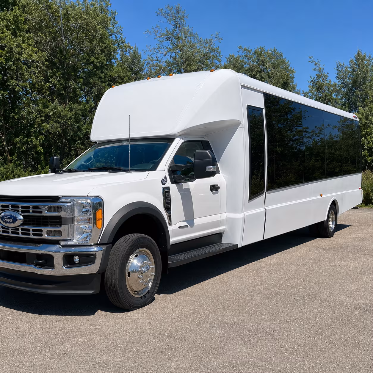 minibus rentals for murrieta prom groups of any size