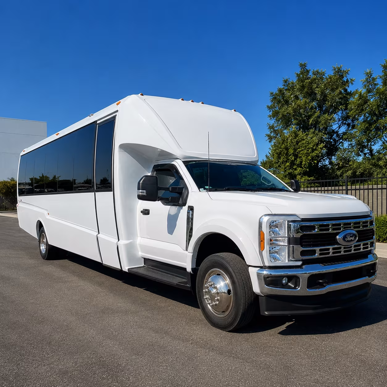 minibus rentals for temecula valley cultural and arts field trips