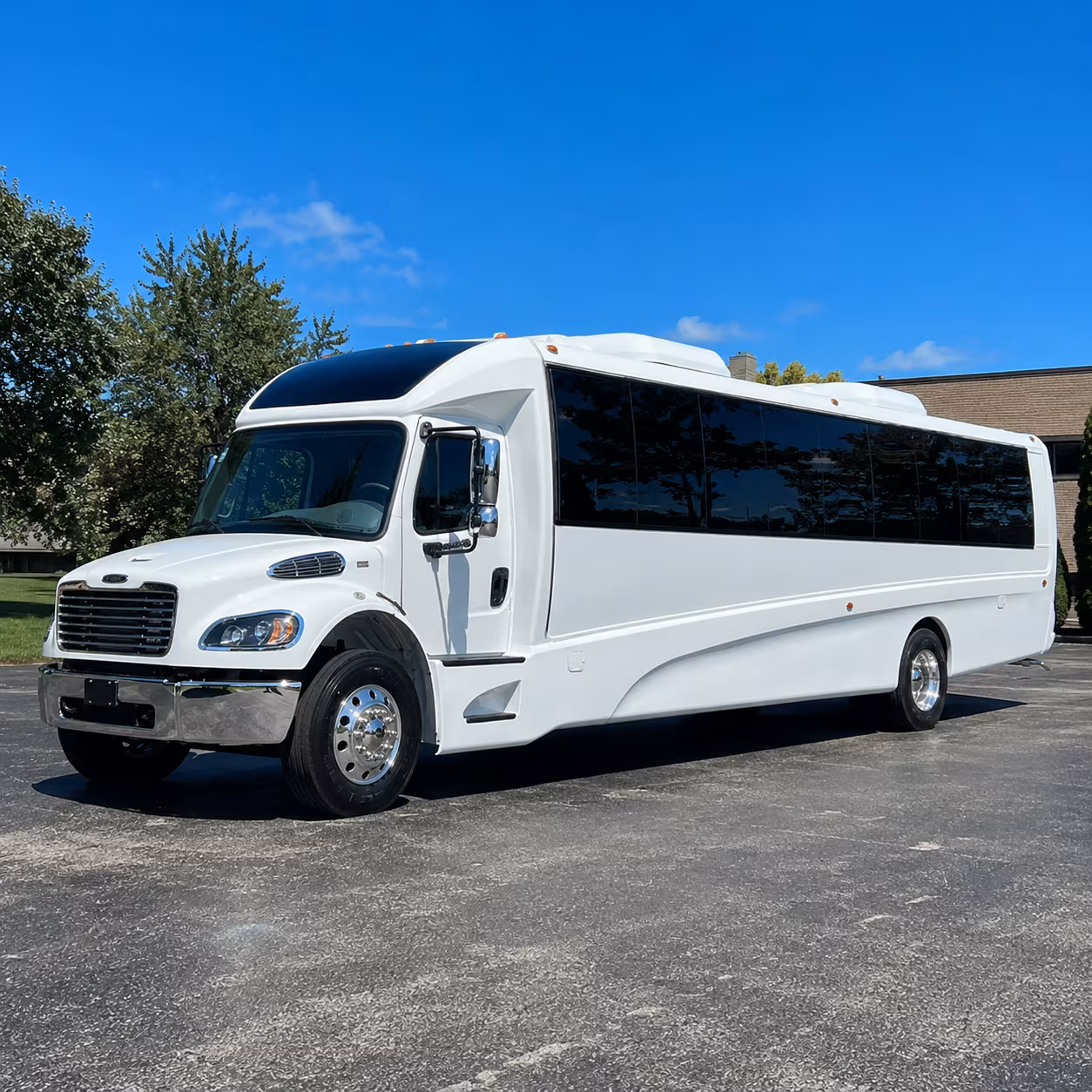 murrieta 20 passenger minibus
