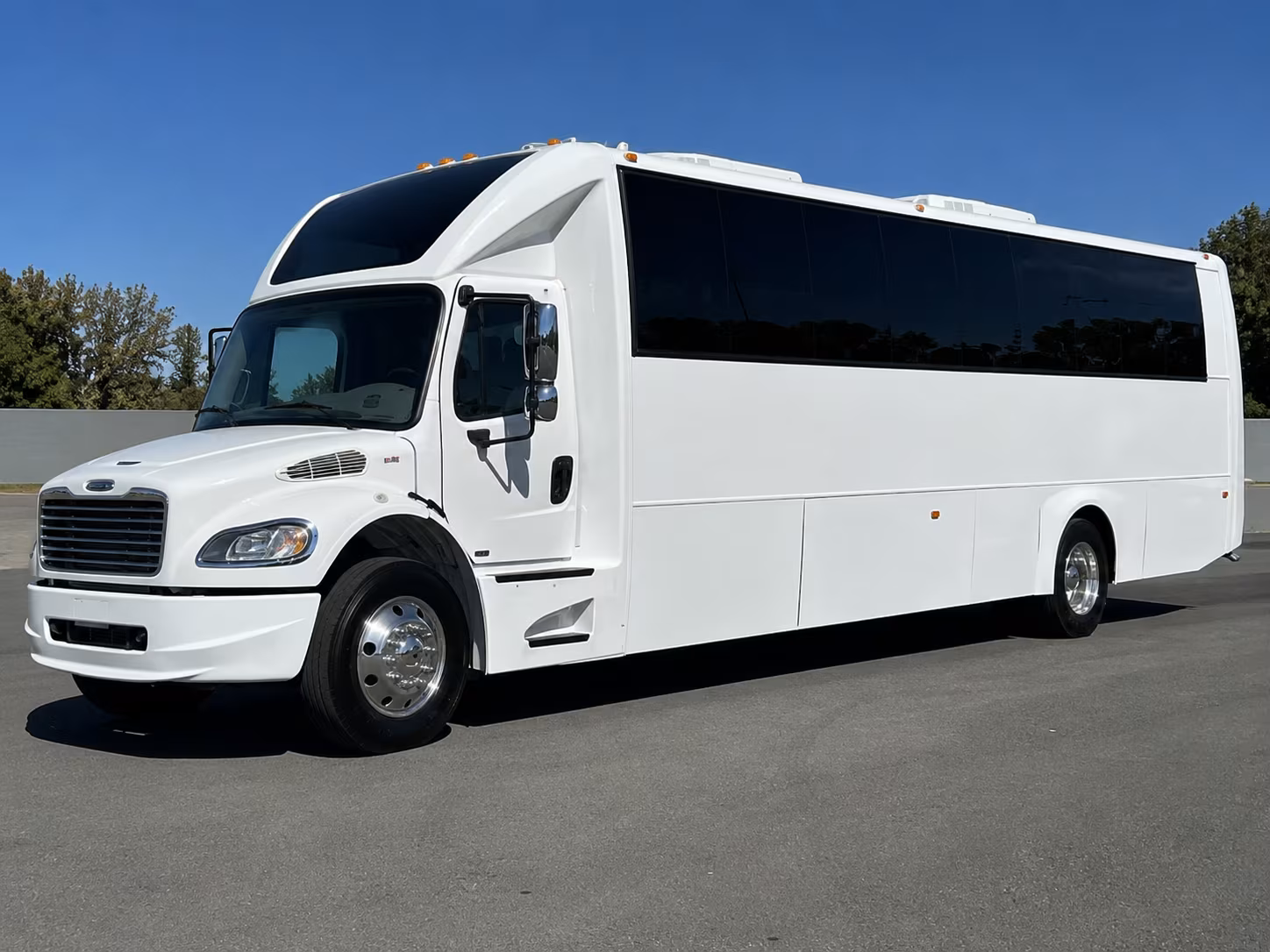 murrieta holiday party bus rental